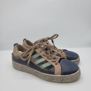 L'ATISTE Navy and Brown Women's Sneakers